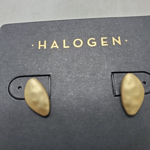 Halogen Matt gold stud pierced earring - Picture 3 of 4